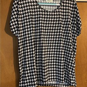 Rhinestone/ houndstooth plus size shirt